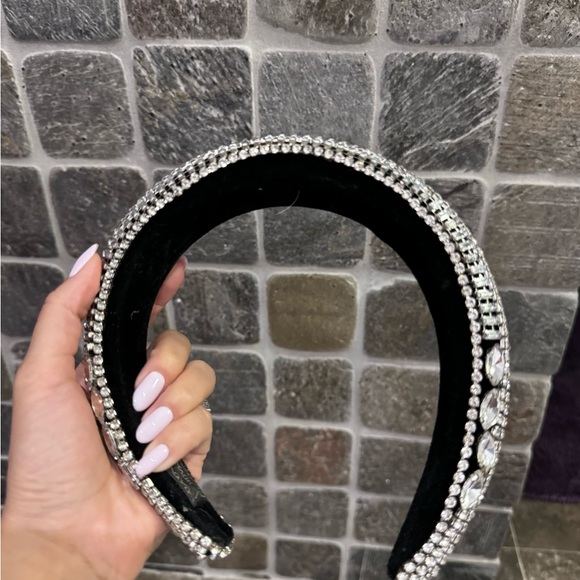 Empress Headband in Black & Crystal - Picture 4 of 5